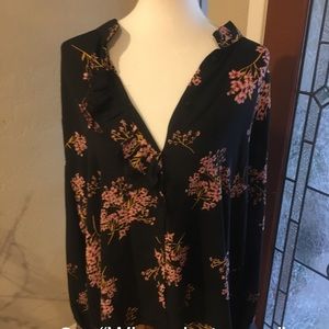 Who what wear button up blouse.